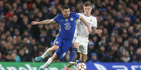 尤其在中场 尤其在中场